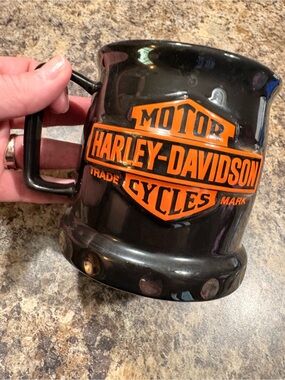 Harley-Davidson Black Ceramic Mug with Orange Shield Logo